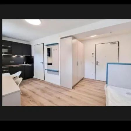 Modern Central Apartment